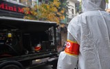 Cách ly, khử trùng phố Trúc Bạch phòng chống dịch Covid-19 lây lan